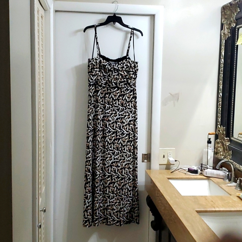Long Maxi Black, Beige and White Stretchy Dress